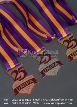 Medali 25 Piala Rektor...