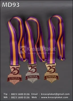Medali 25 Piala Rektor...