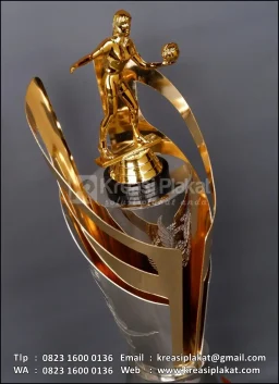 Piala Juara 1 Voli Hut...