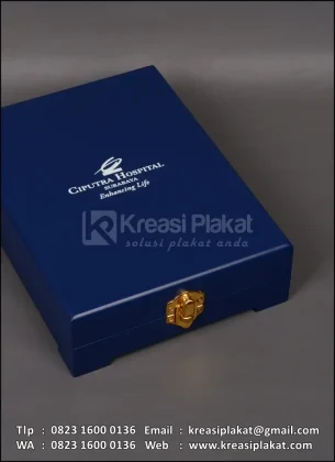 Box Plakat Kayu Box Ciputra Hospital Surabaya