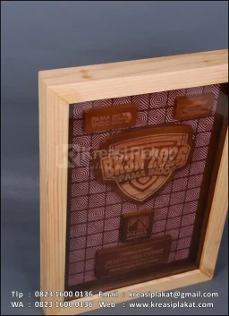 Plakat Kayu Frame BK3N Pama Indo