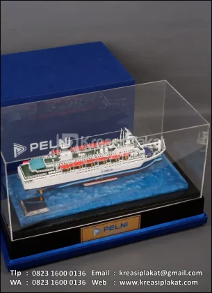 Box Miniatur Kapal Pelni