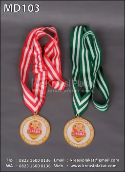 Medali Akrilik Liga Fu...