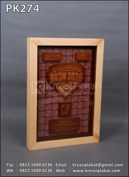 Plakat Kayu Frame BK3N Pama Indo