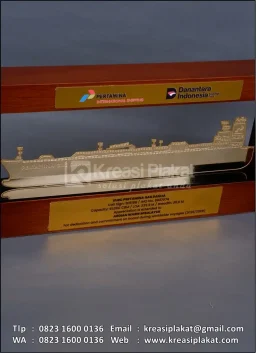 Plakat Logam Frame Kayu VLOC Pertamina Gas Dahlia