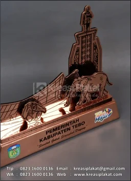 Plakat Logam Ikon Daerah Pemerintah Kabupaten Tebo