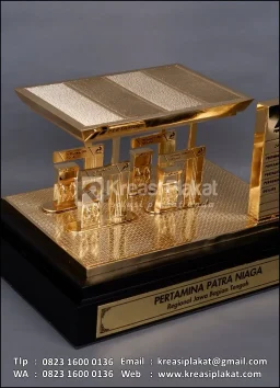 Miniatur Logam SPBU Patra Niaga