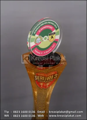 Piala Resin Juara Umum Kejuaraan Forki Kota Pontianak