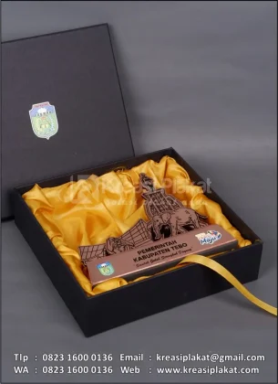 Box Plakat Logam Ikon Daerah Pemerintah Kabupaten Tebo