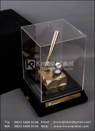 Box Miniatur Palu & Kompas Geologi