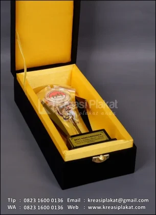 Box Piala Akrilik Best Performance Indonesia Bonsai Society