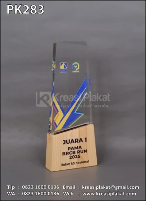 Plakat Kayu Akrilik Juara Pama BRCB Run