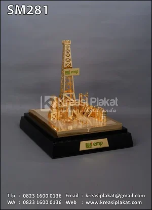 Miniatur Rig Penge...