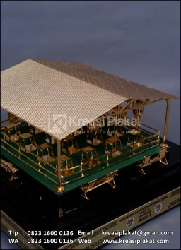 Miniatur Arena Gantangan Burung