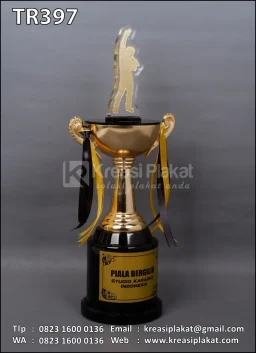 Piala Bergilir Studio ...