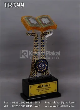 Piala Juara Event Nasional Ramadhan Qori Cilik Indonesia