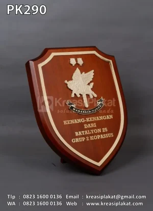 Plakat Kayu Perisa...