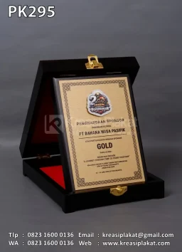 Plakat Kayu Box Premium Reuni Dua Decade Pertambangan