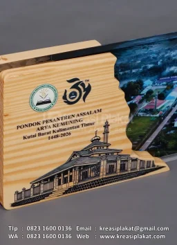 Plakat Kayu Akrilik Po...