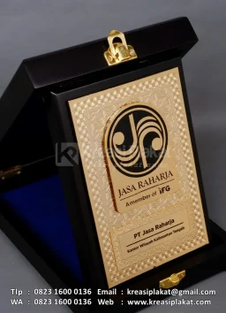 Plakat Kayu Box Jasa Raharja