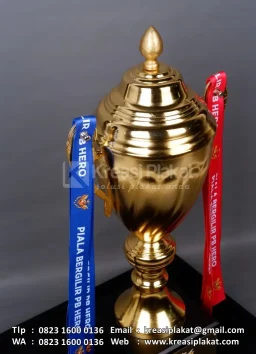 Piala Bergilir PB Hero