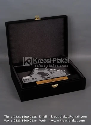 Box Plakat Akrilik Apresiasi Pertambangan Alat Beat