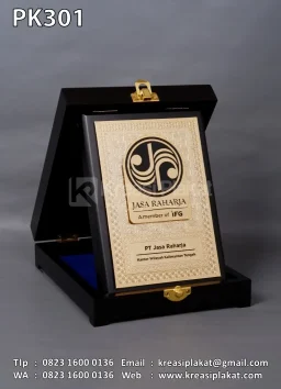 Plakat Kayu Box Jasa Raharja