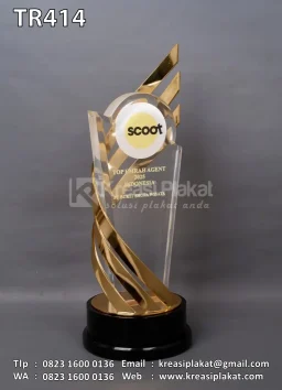 Piala Akrilik Top Umra...