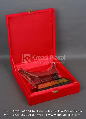 Box Plakat Akrilik Rumah Adat Tongkonan APERSI Sulsel