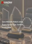 Cara Memilih Plakat untuk Acara Formal agar Terlihat Profesional