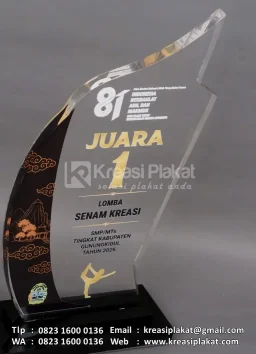 Plakat Akrilik Juara Lomba Senam Kreasi
