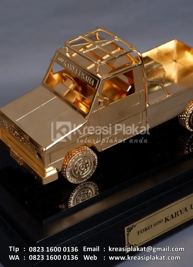 Detail Miniatur Mobil Pickup Toko 600 Karya Usaha