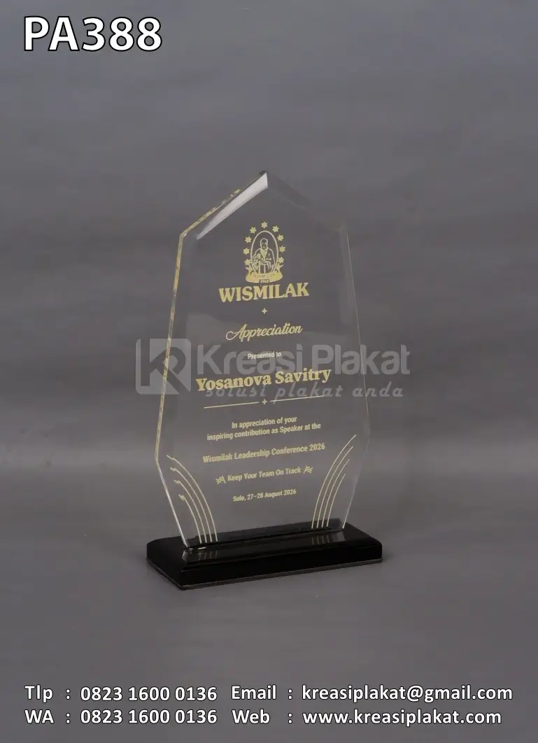 Plakat Akrilik Pembicara Wismilak Leadership Conference