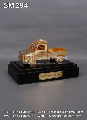 Miniatur Mobil Pic...