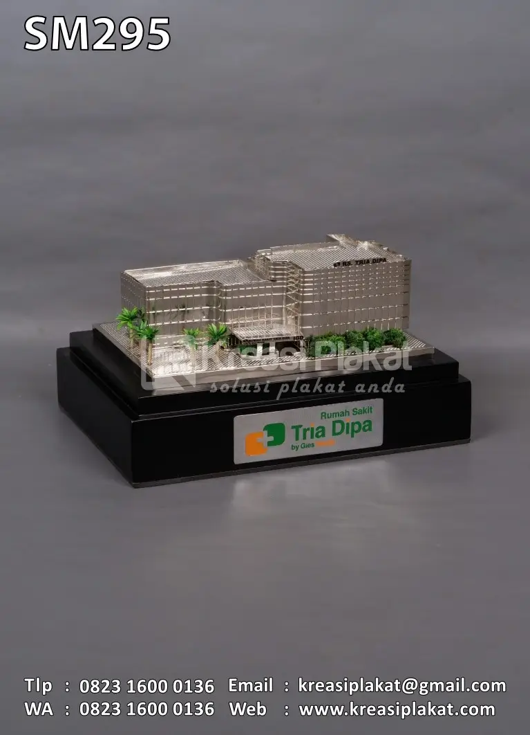 Miniatur Bangunan Rumah Sakit Tria Dipa