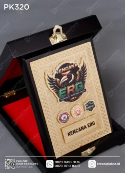 Plakat Kayu Box Ke...