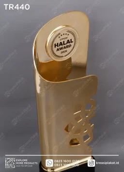 Piala Logam LPPOM Halal Award