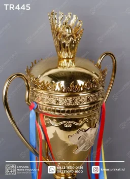 Piala Custom Juara...